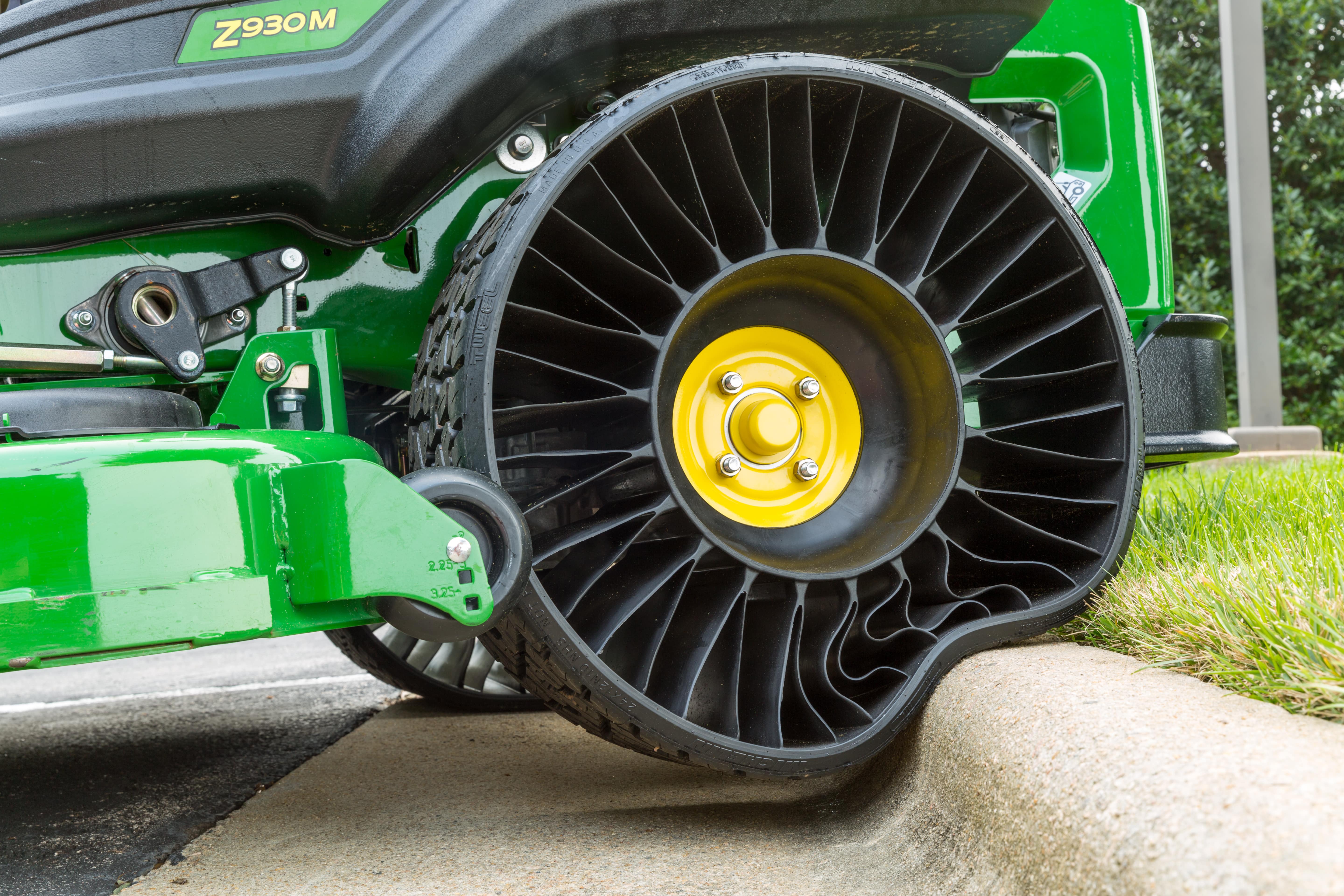 MICHELIN X-Tweel wheels for turf