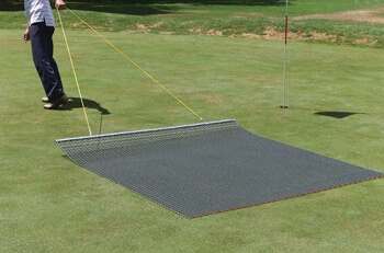 Tow mats for lawn and golf courses