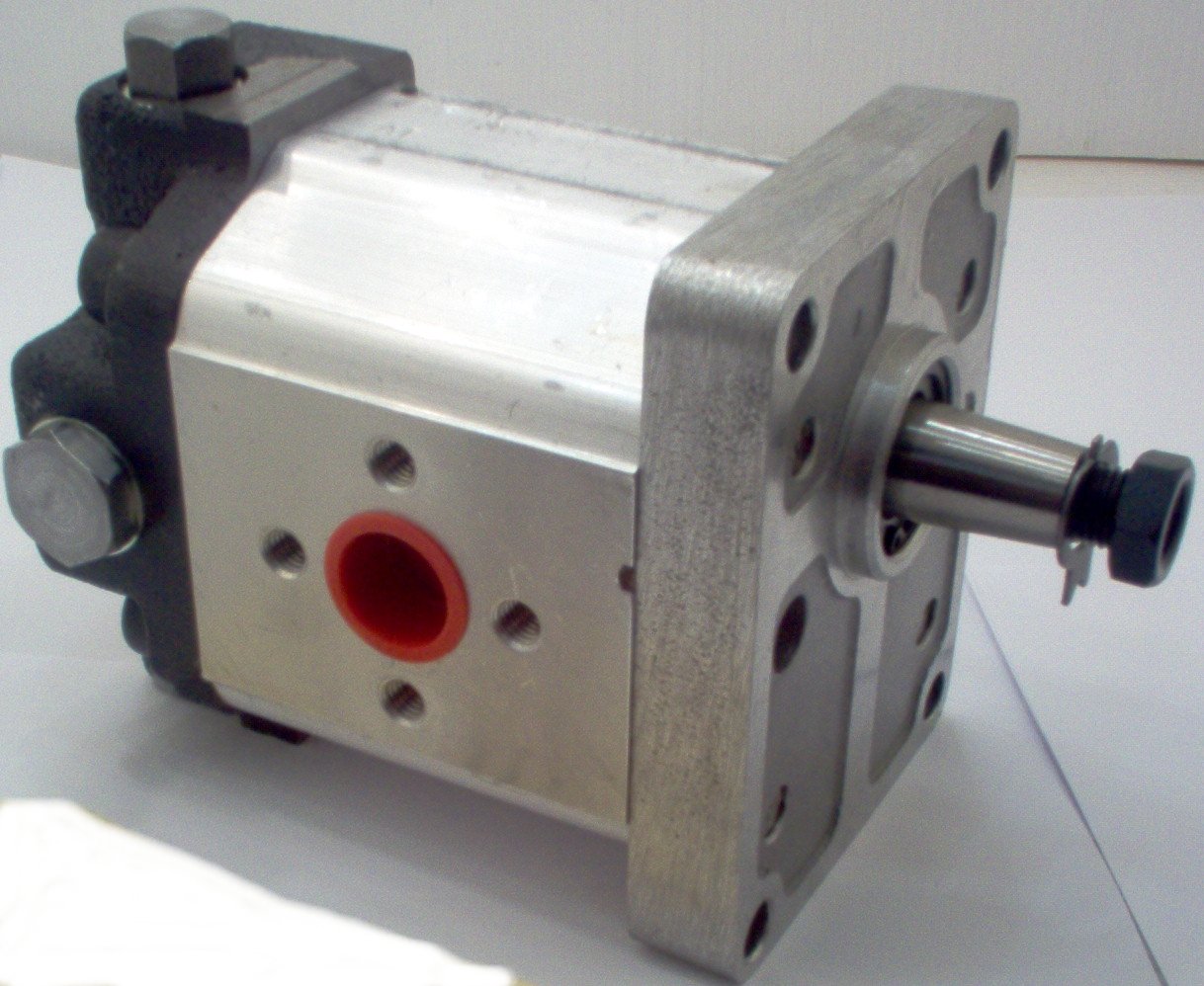 551/1/01011/210 FAN DRIVE PUMP