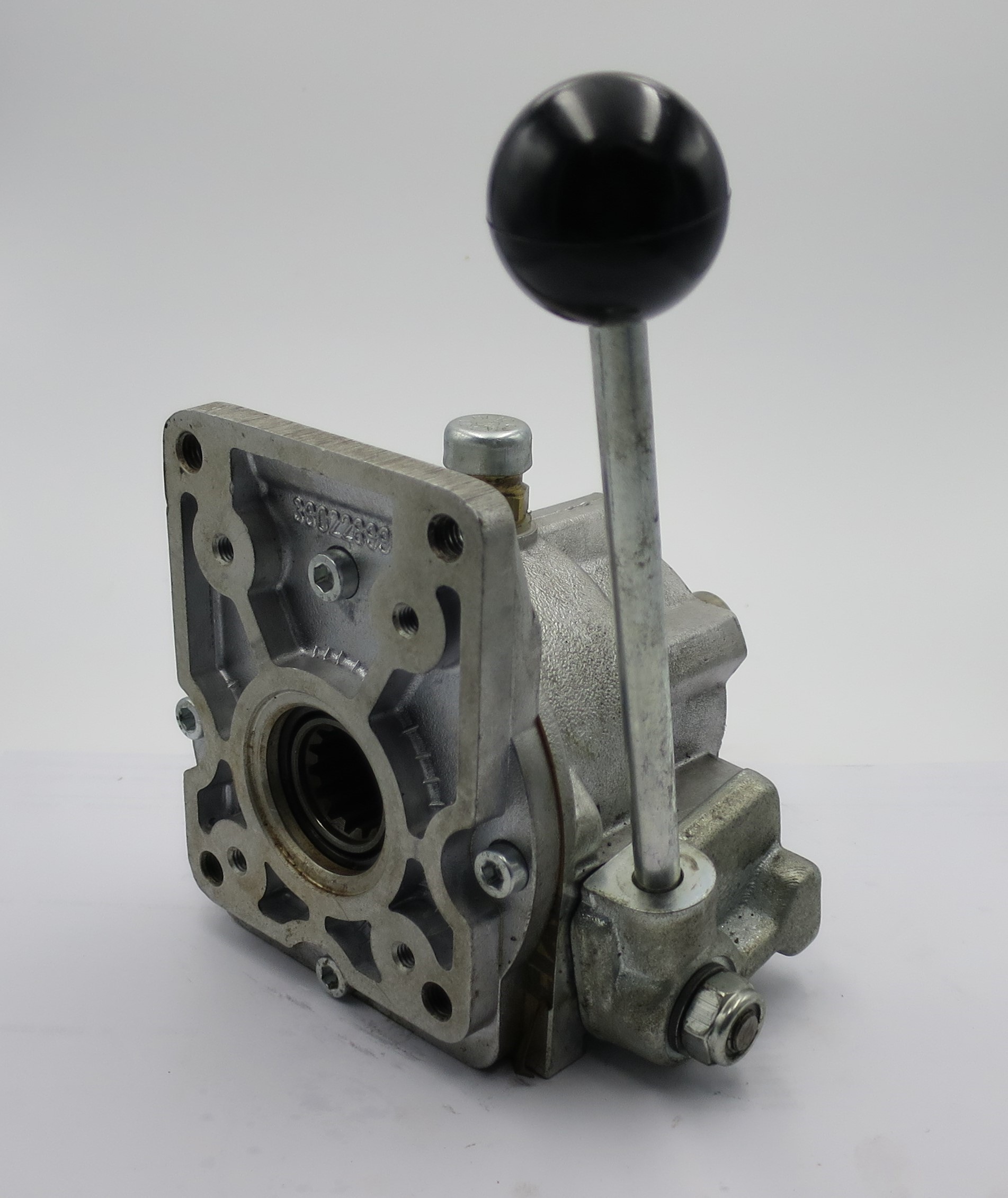 MECH CLUTCH CLOCKWISE IM05