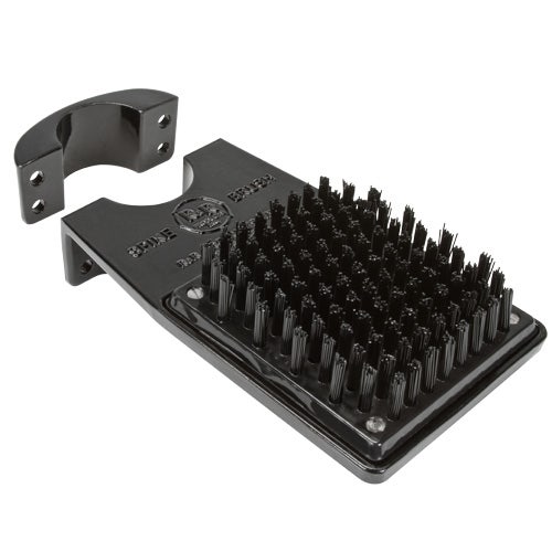 Pole mount spike cleaner - stiff brush