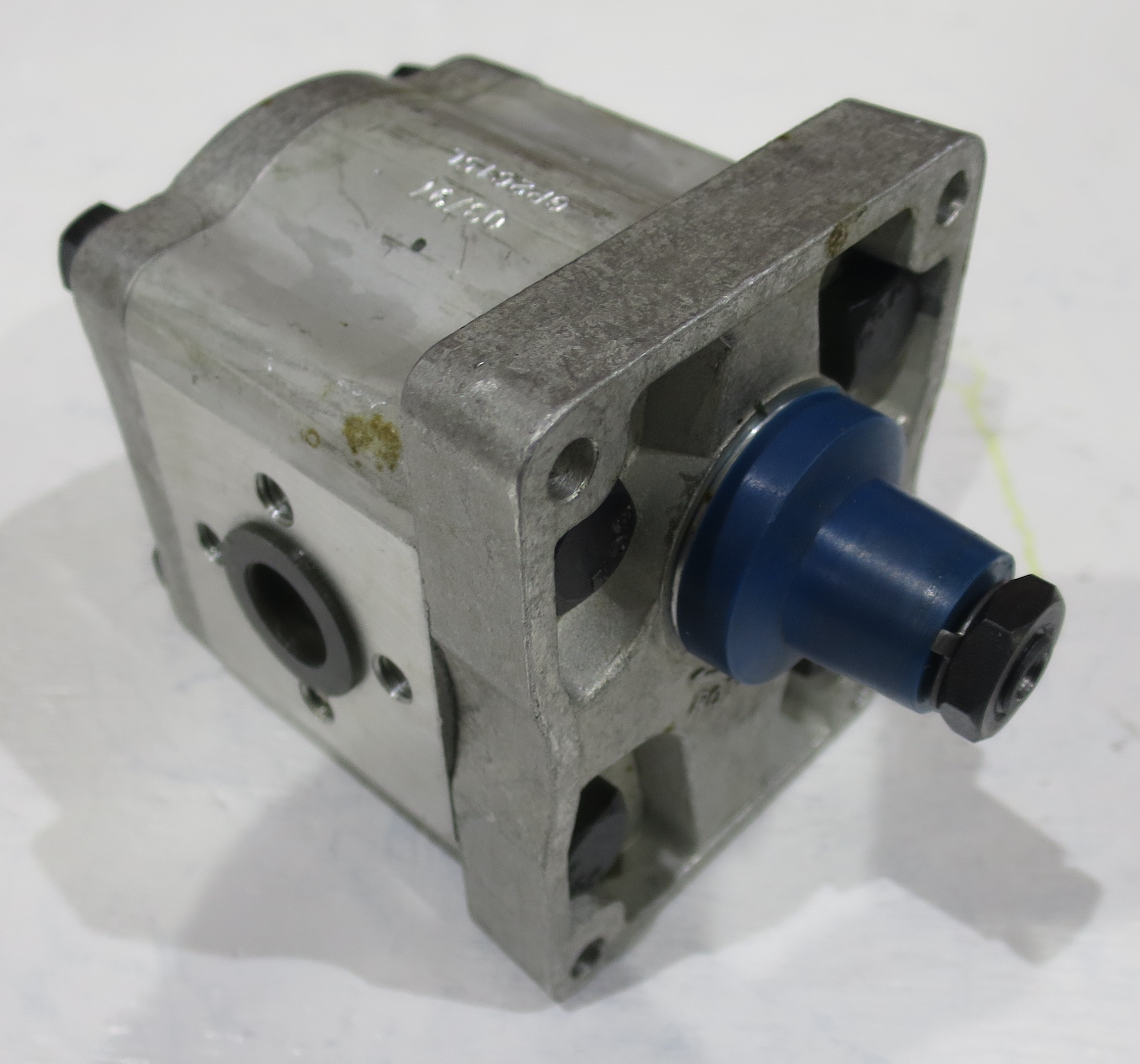 GP2 C15L TXSB HYDRAULIC GEAR PUMP