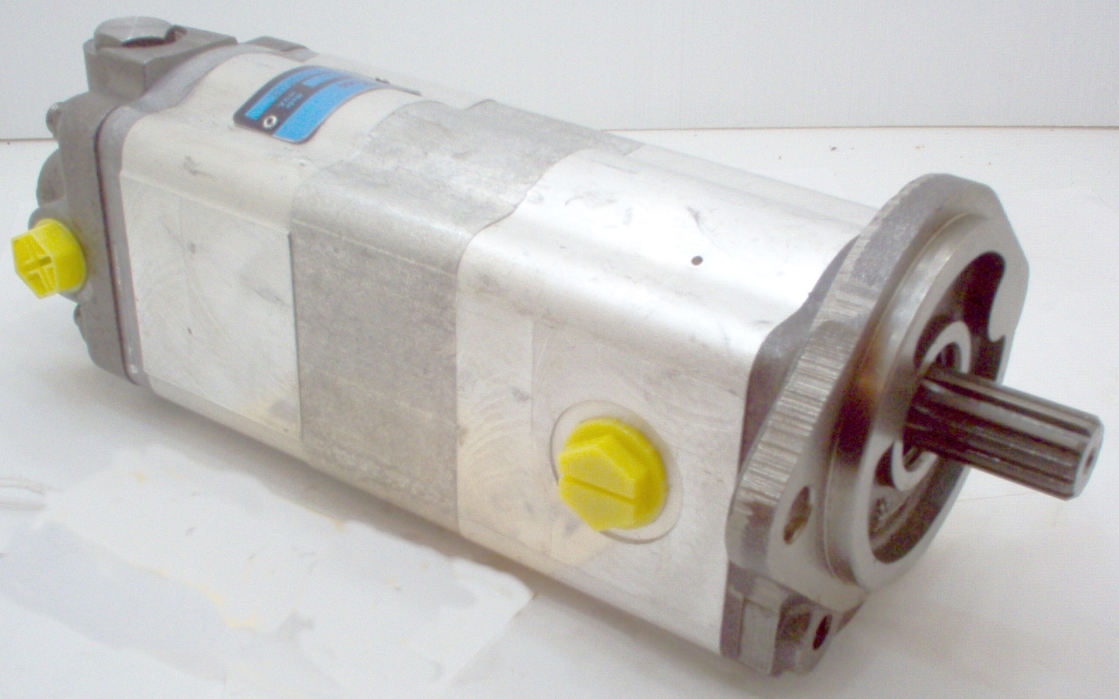 A15.2 / 15.2L TANDEM 38005/160